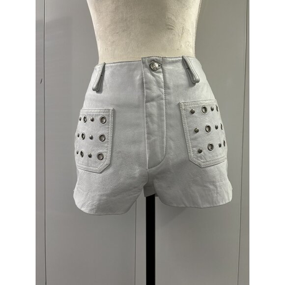 Wilsons Maxima White Leather Shorts With Metal Grommet Pocket DetailSize 6